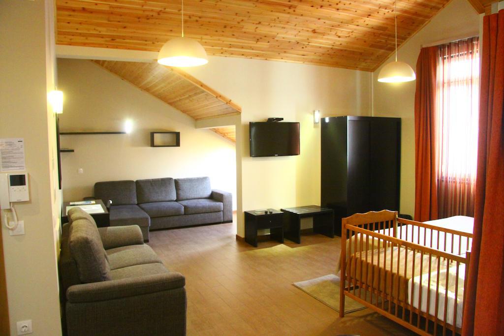 Apartamentos Kosmos Horta  Szoba fotó
