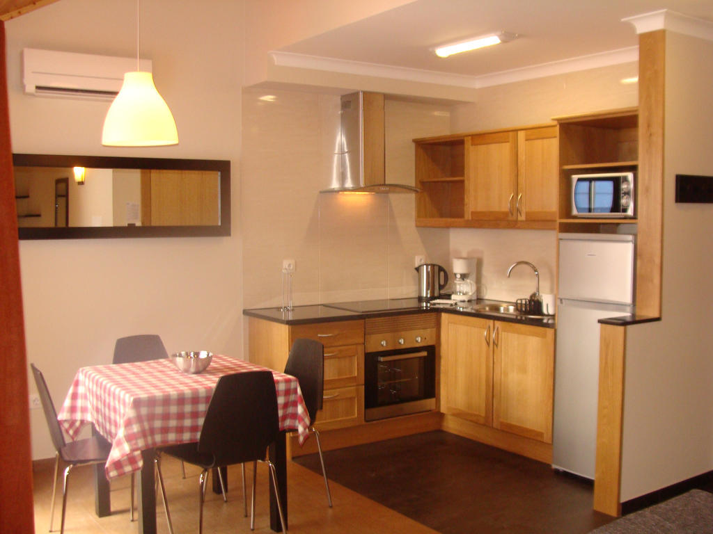 Apartamentos Kosmos Horta  Szoba fotó