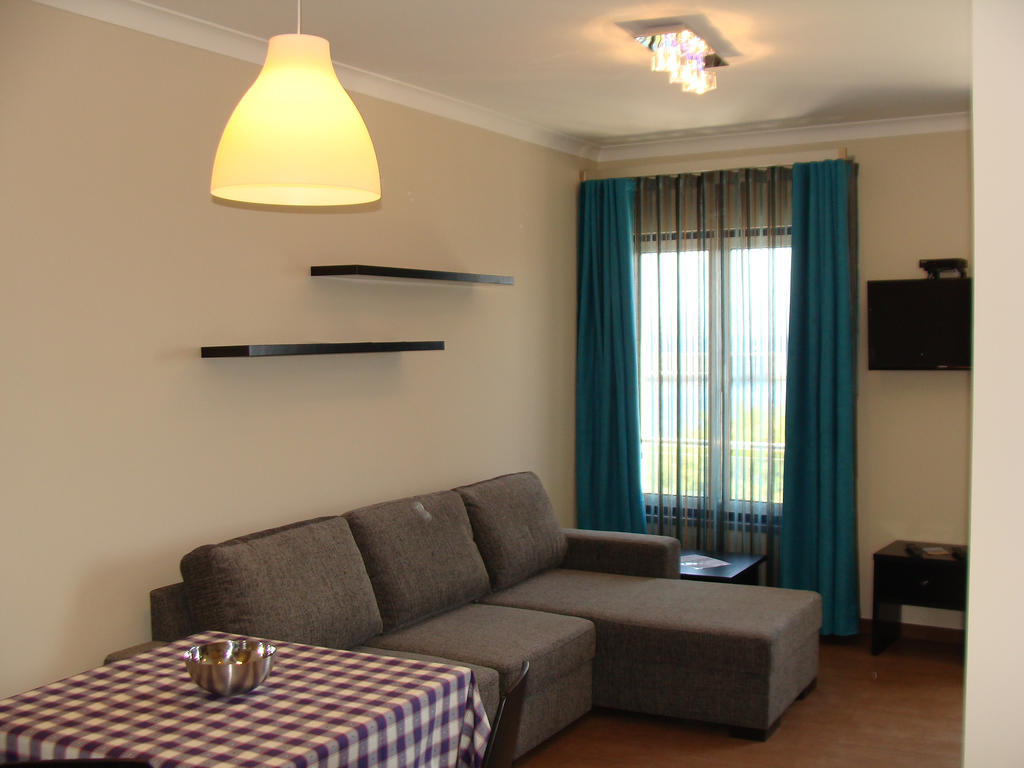 Apartamentos Kosmos Horta  Szoba fotó